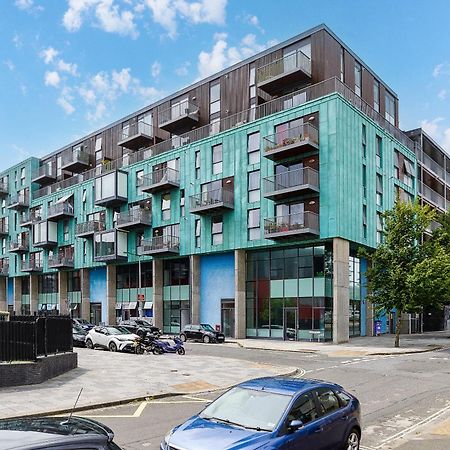 Premium Apartment - Allocated Parking - Great Location Plymouth Dış mekan fotoğraf