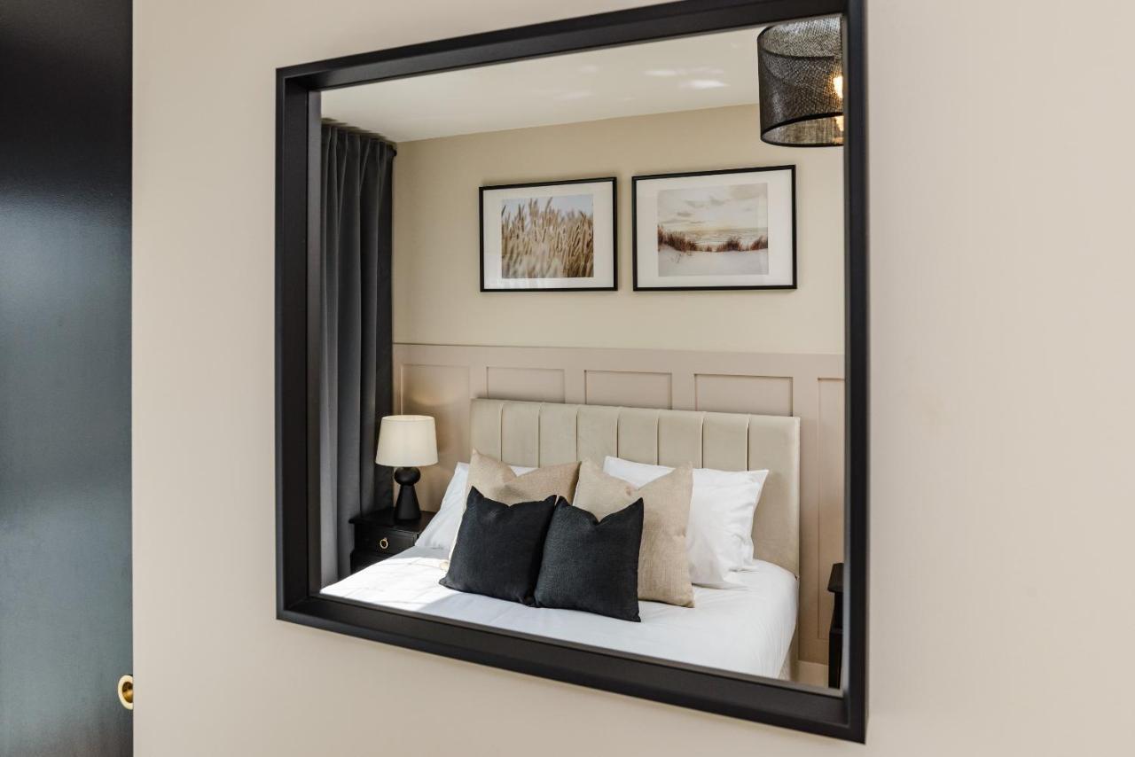Premium Apartment - Allocated Parking - Great Location Plymouth Dış mekan fotoğraf