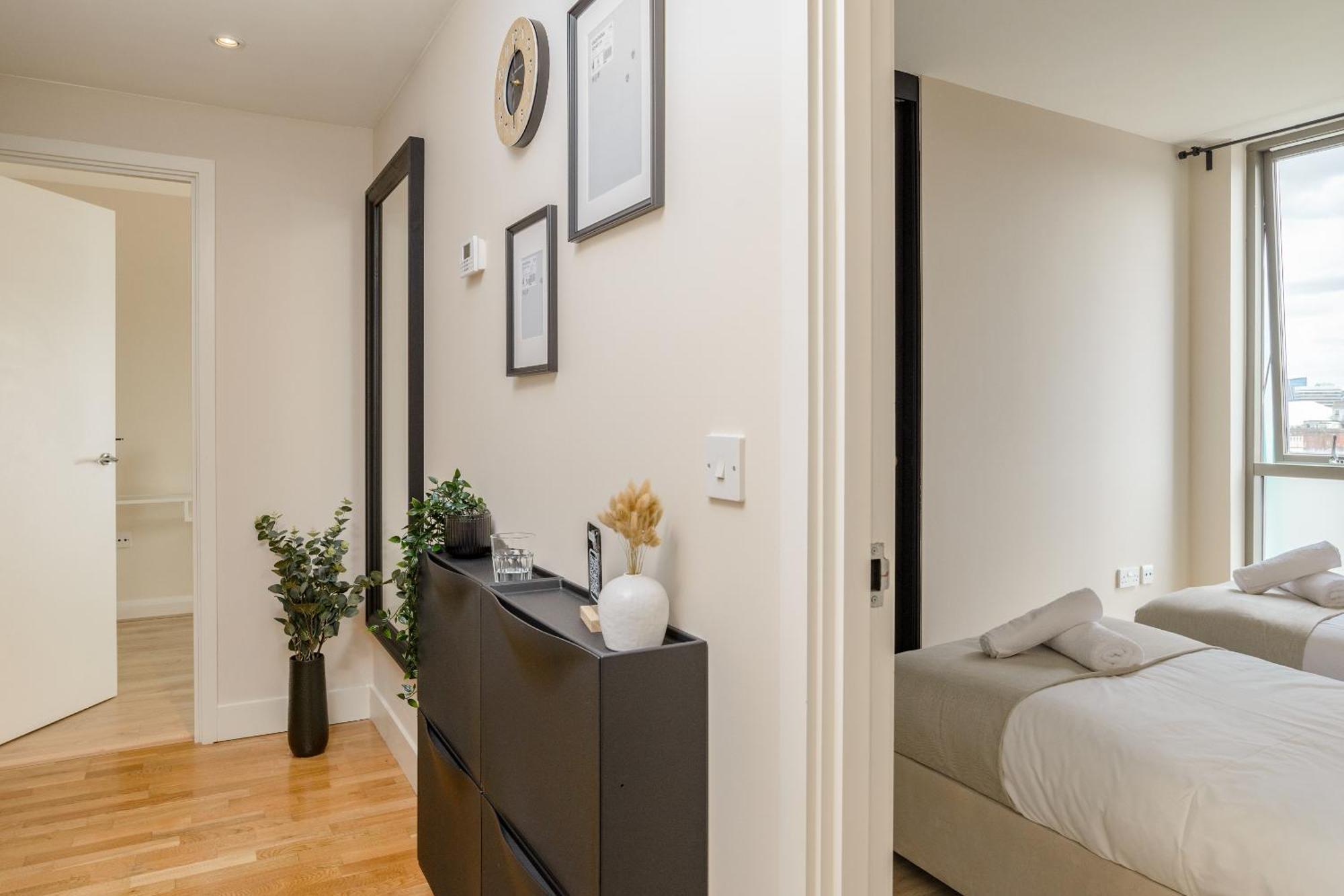 Premium Apartment - Allocated Parking - Great Location Plymouth Dış mekan fotoğraf