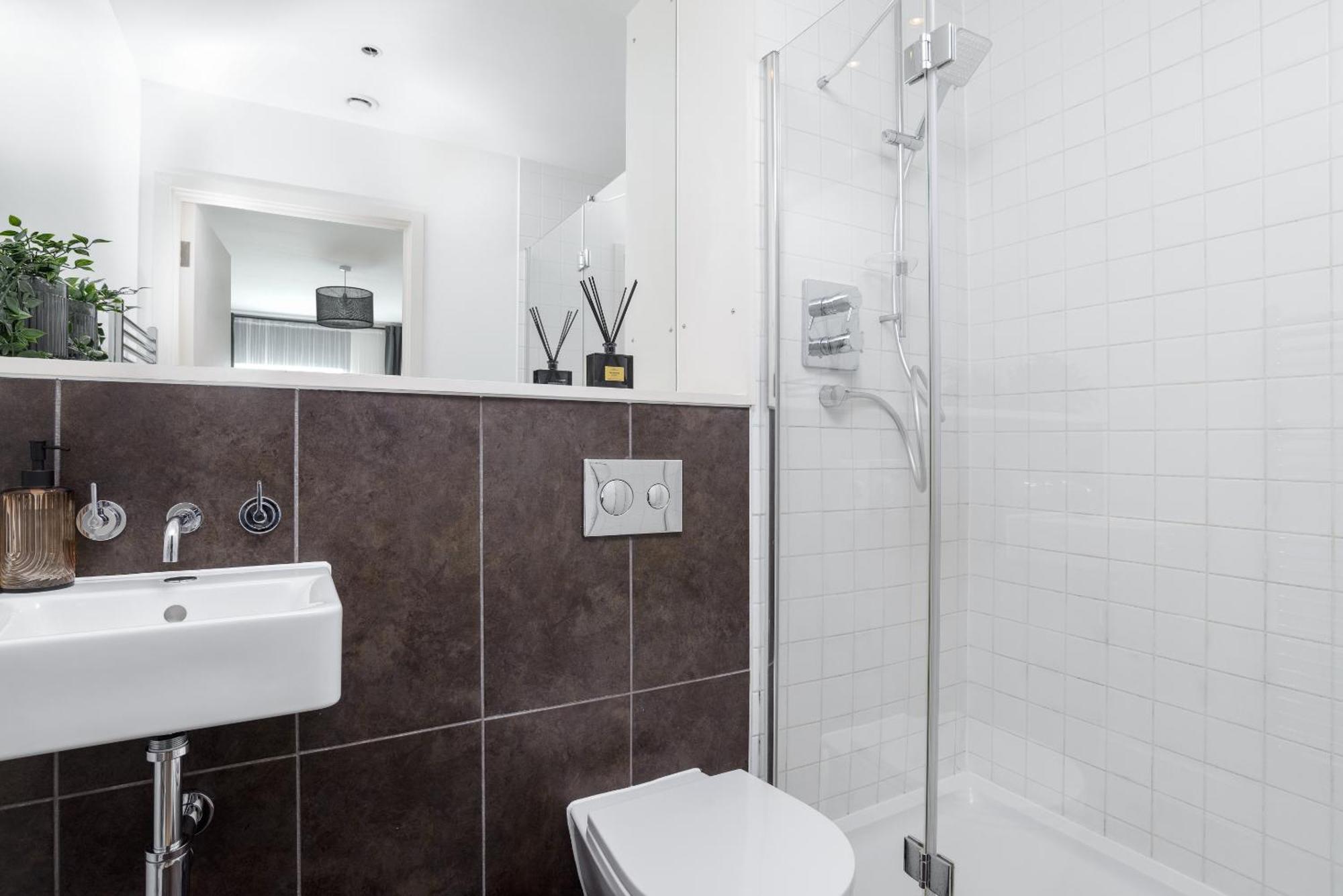 Premium Apartment - Allocated Parking - Great Location Plymouth Dış mekan fotoğraf