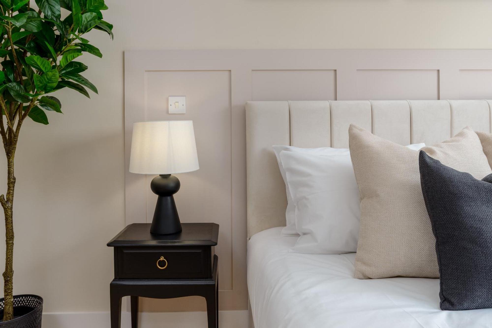 Premium Apartment - Allocated Parking - Great Location Plymouth Dış mekan fotoğraf